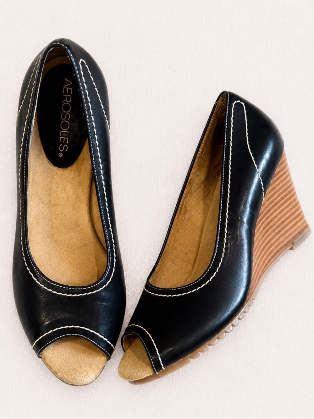 ✨ Aerosoles Black Peep Toe Wedge Heels Comfort Shoes Size 8 ✨